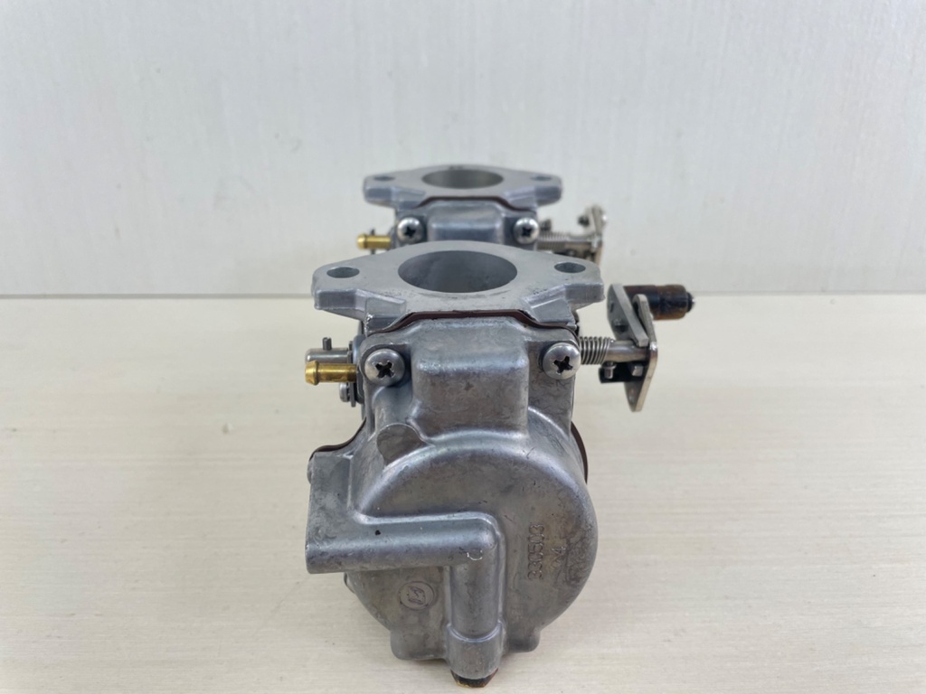 Johnson Evinrude 40 50 HP 2 Stroke Outboard Carburetor Set Top Bottom 338069