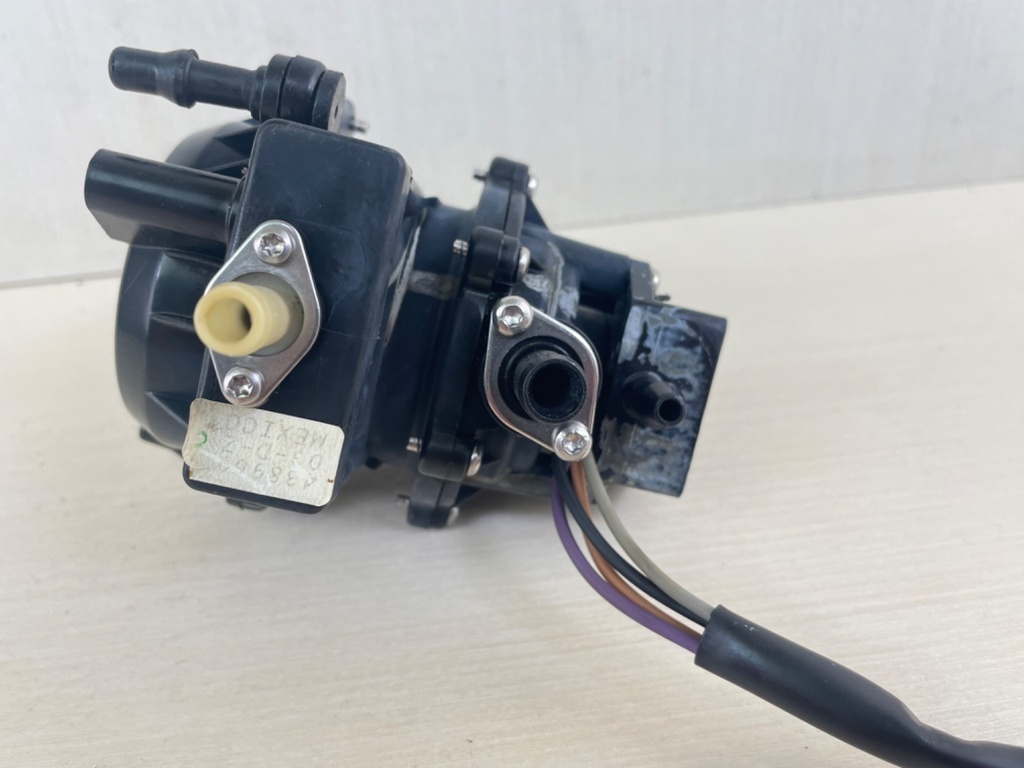 1985-05 Johnson Evinrude 40 45 50 55 60 HP 2 Stroke VRO Pump 3 Wire