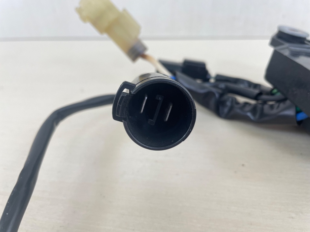 Honda BF 250 HP 4 Stroke Outboard Power Trim Tilt Relay 38550-ZX2-0030