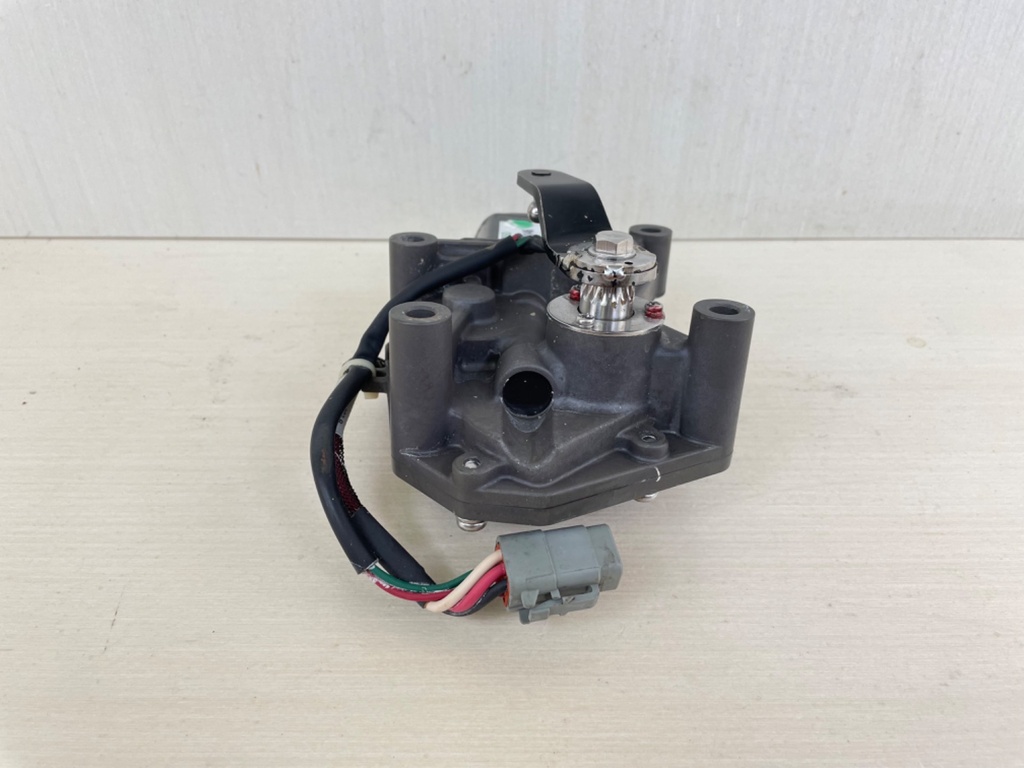 Evinrude BRP Etec Outboard Engine Throttle Actuator Assembly 587022 0587022