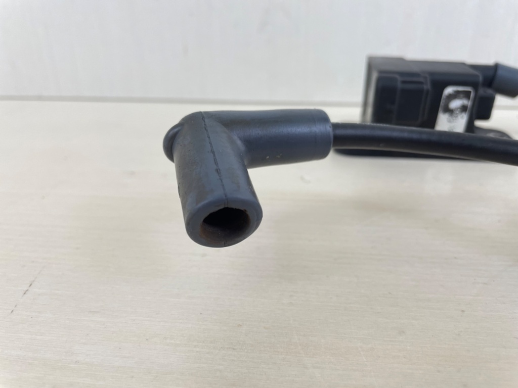 Mercury 90HP 2 Stroke Outboard Ignition Coil Set 3 827509-a8