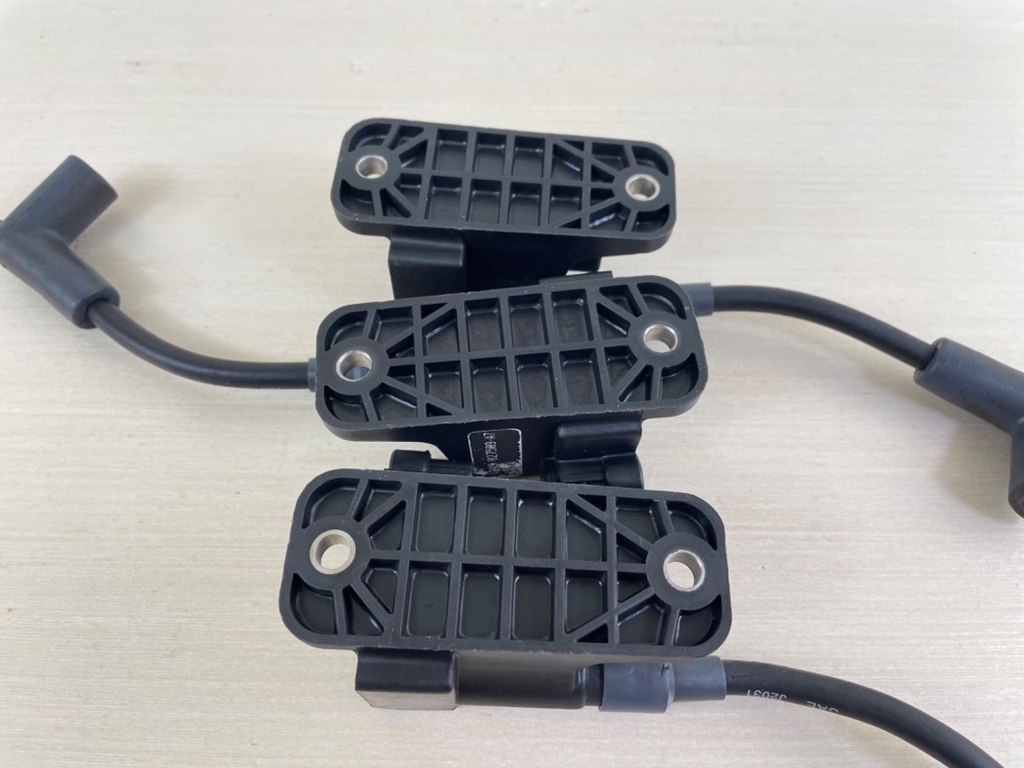 Mercury 90HP 2 Stroke Outboard Ignition Coil Set 3 827509-a8