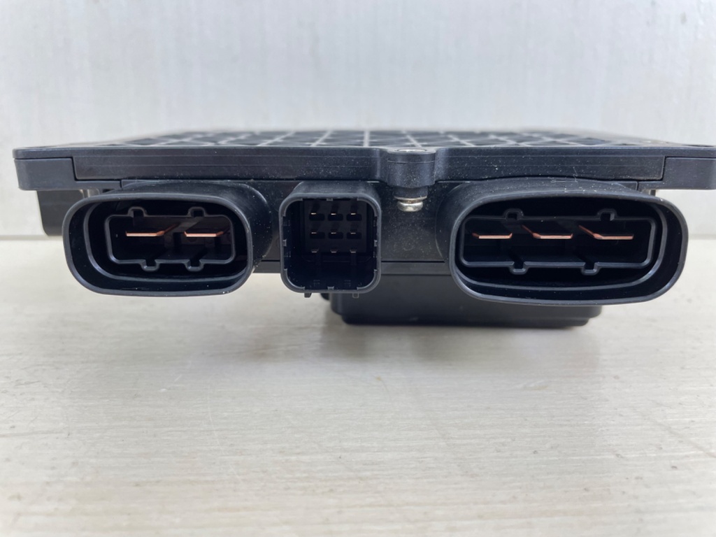 2015 Yamaha 200HP F200 4 Stroke Outboard Fuse Box Assembly 6DA-82170-02-00