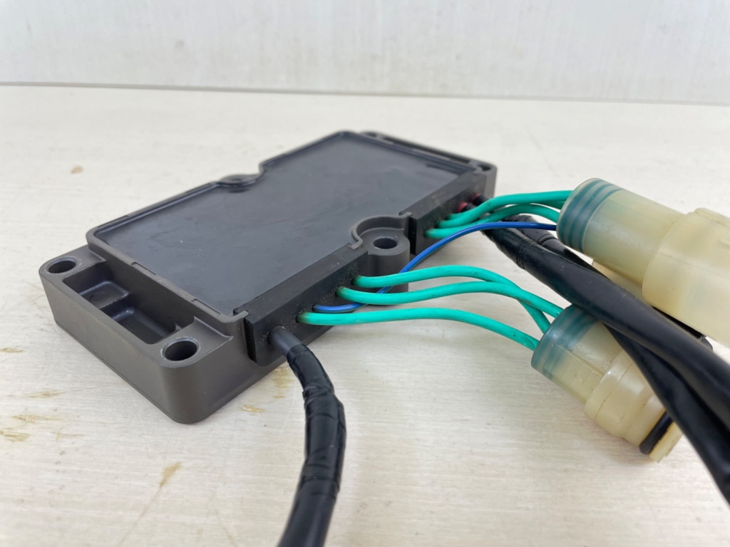 2015 Yamaha 200HP F200 4 Stroke Outboard Rectifier & Regulator Assembly 6DA-81960-00-00