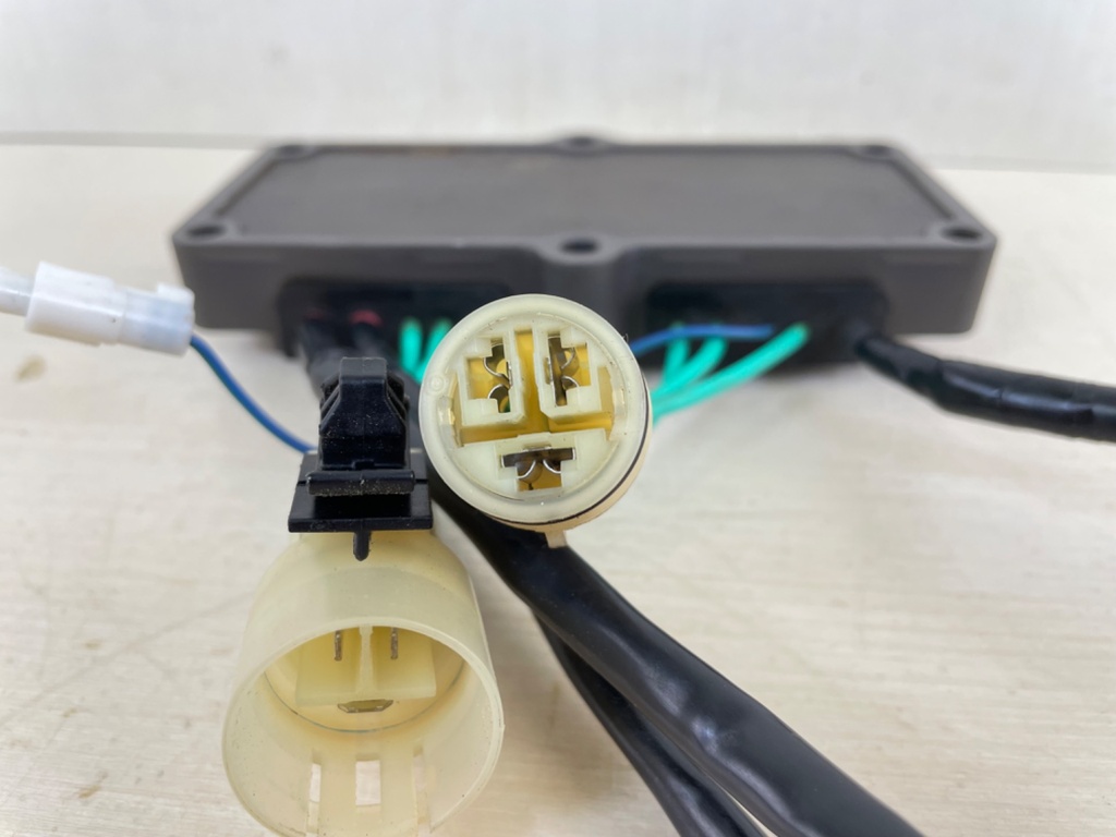 2015 Yamaha 200HP F200 4 Stroke Outboard Rectifier & Regulator Assembly 6DA-81960-00-00