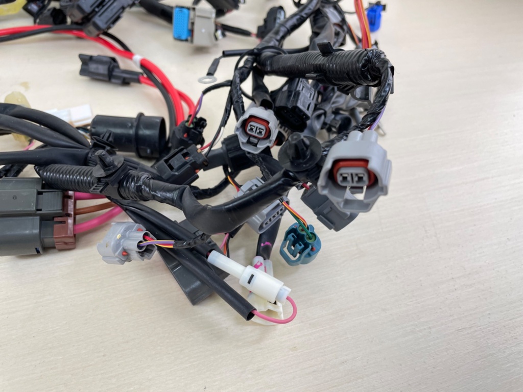 2015 Yamaha 200HP F200 4 Stroke Outboard Engine Wire Harness Assembly 6DA-82590-00-00