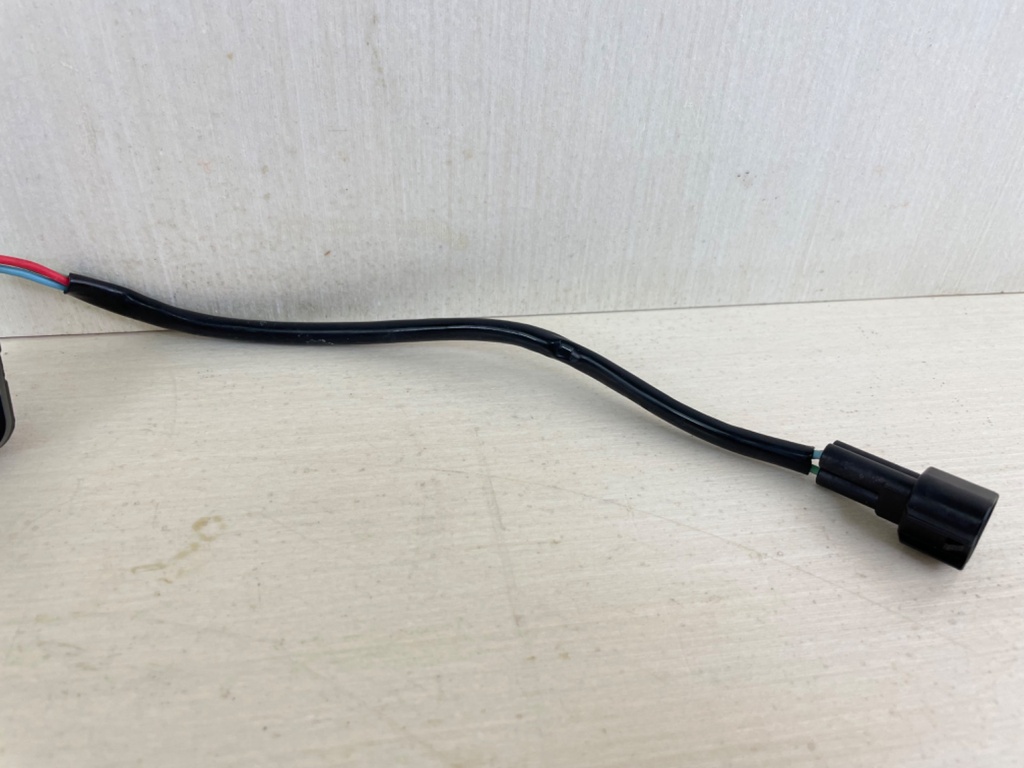 2015 Yamaha 200HP F200 4 Stroke Outboard Trim Tilt Switch Assembly 69J-82563-01-00  