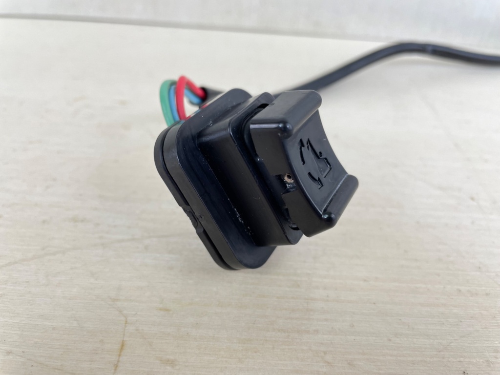 2015 Yamaha 200HP F200 4 Stroke Outboard Trim Tilt Switch Assembly 69J-82563-01-00  