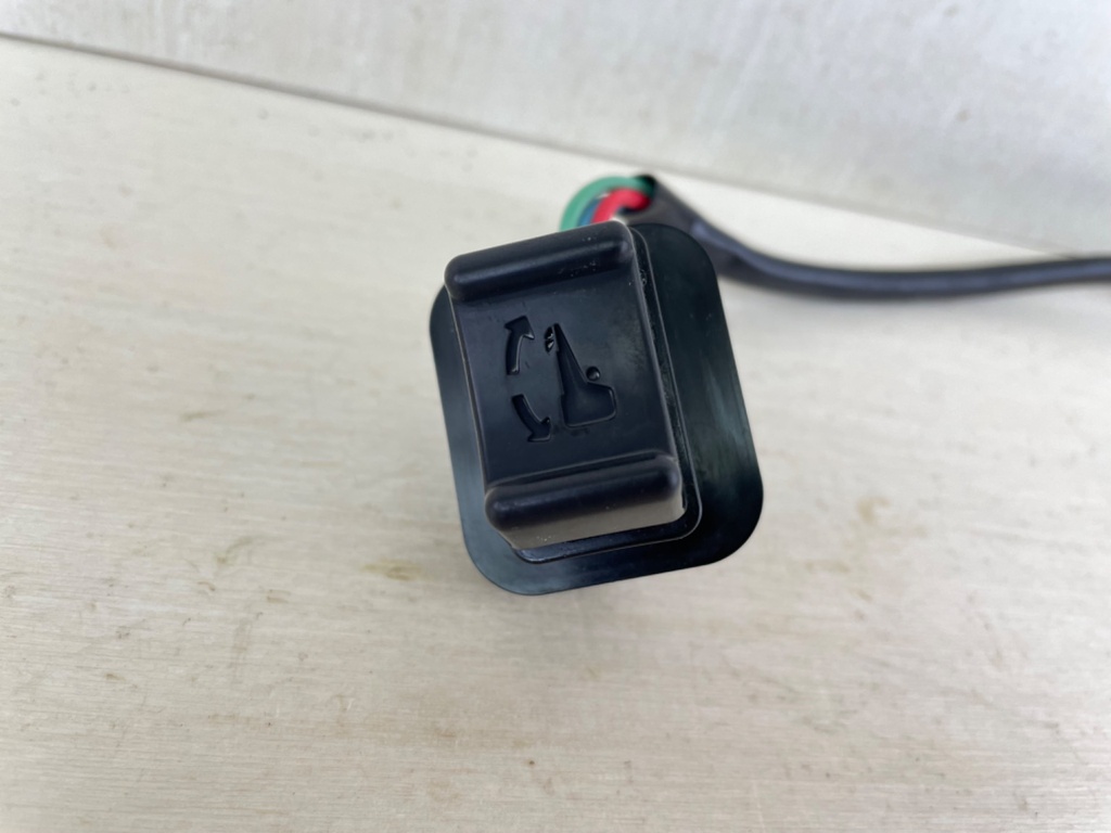 2015 Yamaha 200HP F200 4 Stroke Outboard Trim Tilt Switch Assembly 69J-82563-01-00  