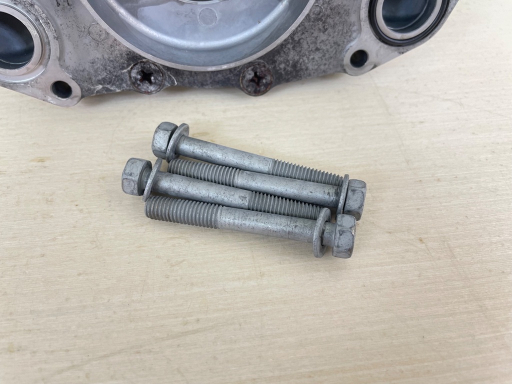 2015 Yamaha 200HP F200 4 Stroke Outboard Oil Pump Assembly 6DA-13300-00-00