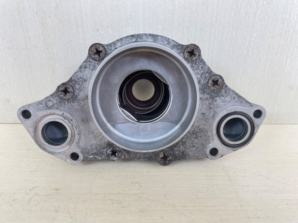 2015 Yamaha 200HP F200 4 Stroke Outboard Oil Pump Assembly 6DA-13300-00-00