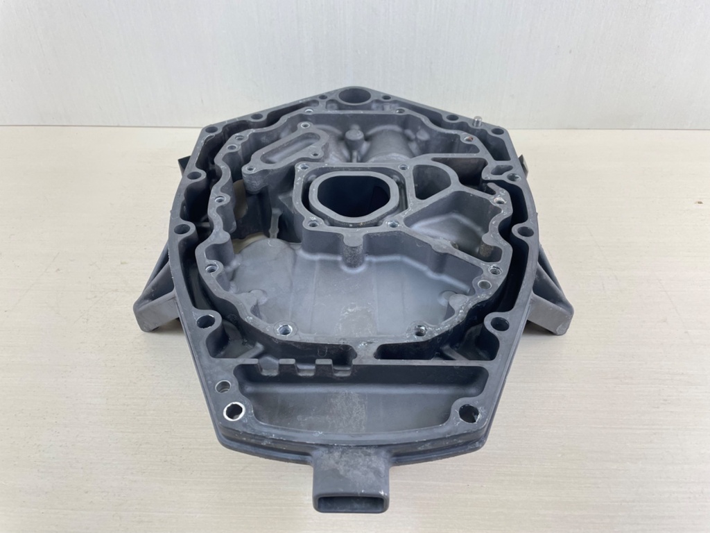 2015 Yamaha 200HP F200 4 Stroke Outboard Exhaust Guide Assembly 63P-41137-04-CA  