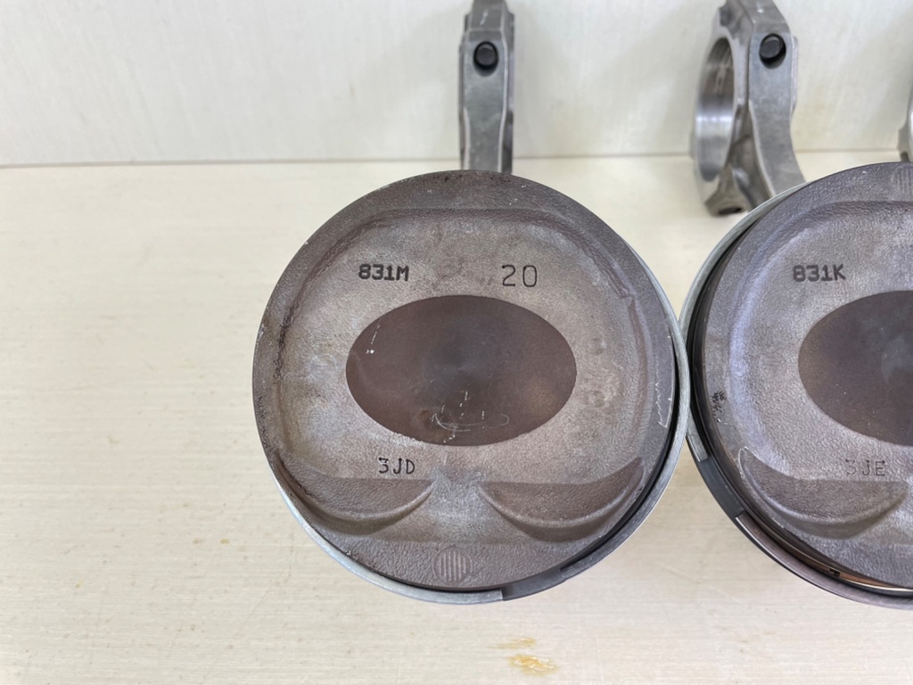 2018 Yamaha 200HP F200 4 Stroke Outboard Piston & Connecting Rod Set 6DA-11631-10-94