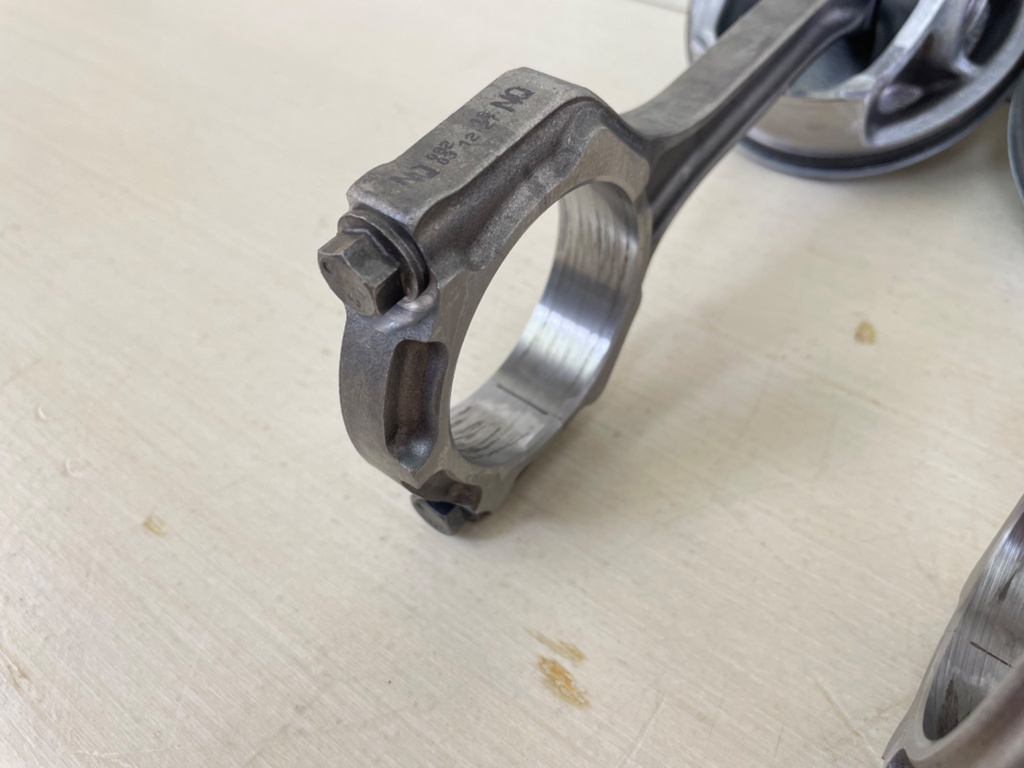 2018 Yamaha 200HP F200 4 Stroke Outboard Piston & Connecting Rod Set 6DA-11631-10-94