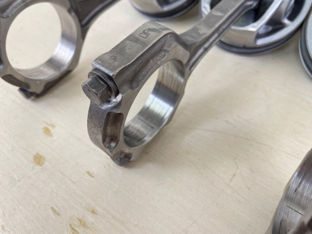 2018 Yamaha 200HP F200 4 Stroke Outboard Piston & Connecting Rod Set 6DA-11631-10-94