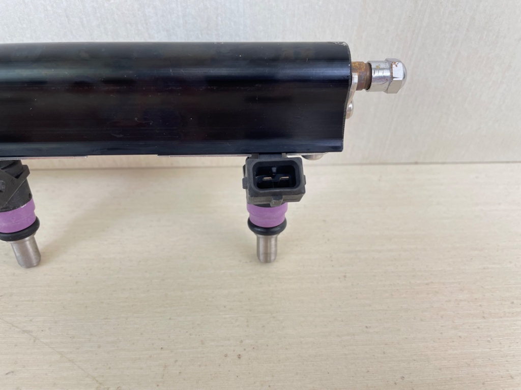 Mercury 200 225 250 275 300 HP L6 Verado Fuel Rail Assembly With Injectors