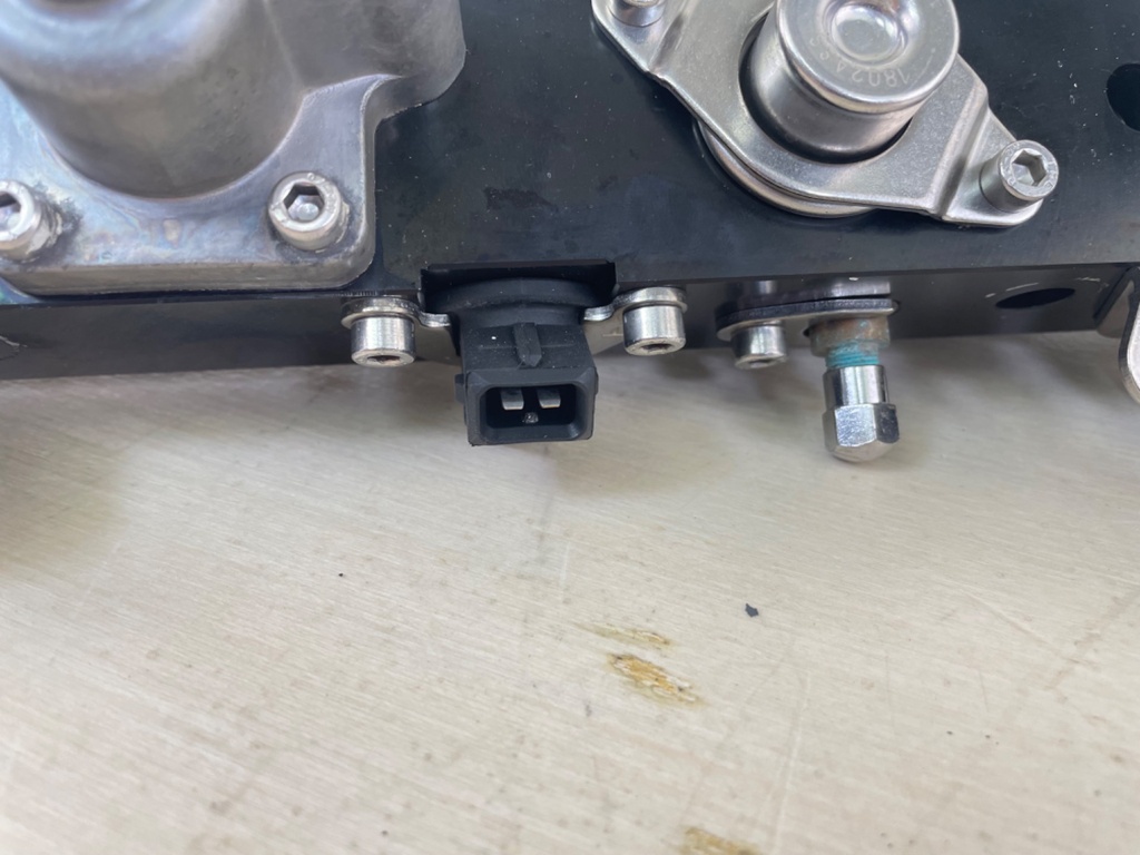 2006-11 Mercury 135 150 175 HP 2 Stroke Optimax Fuel Rail Set With Injectors