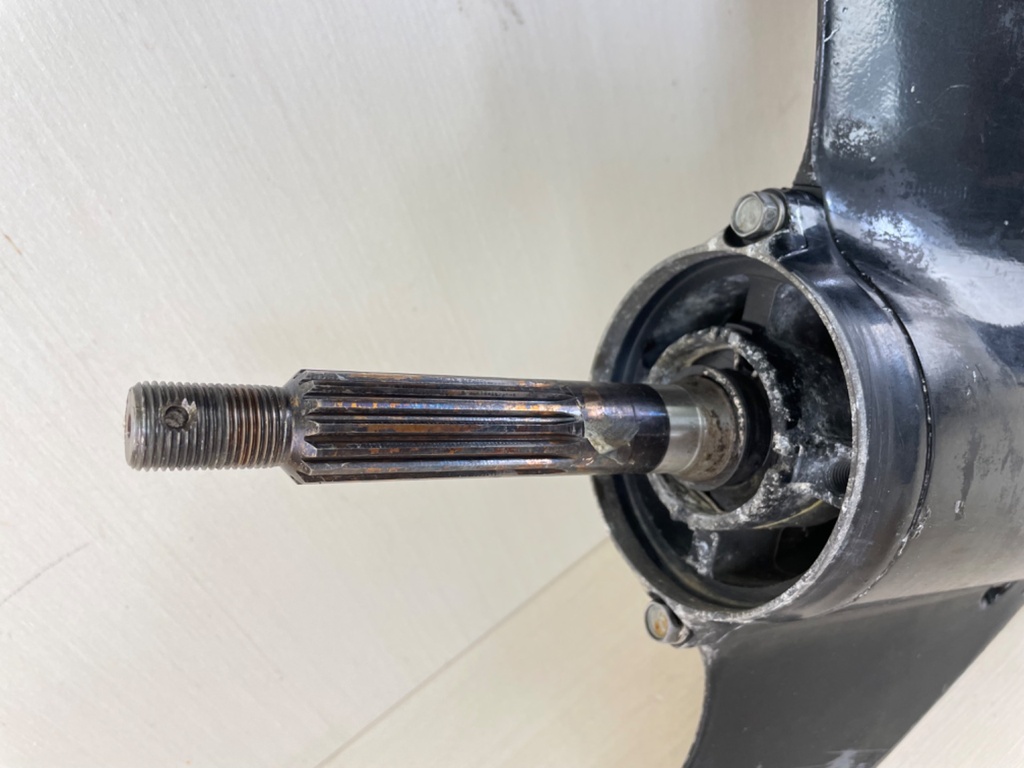 2002-2011 Suzuki DF 115 140 HP 4 Stroke 25" Lower Unit Gear Case Counter