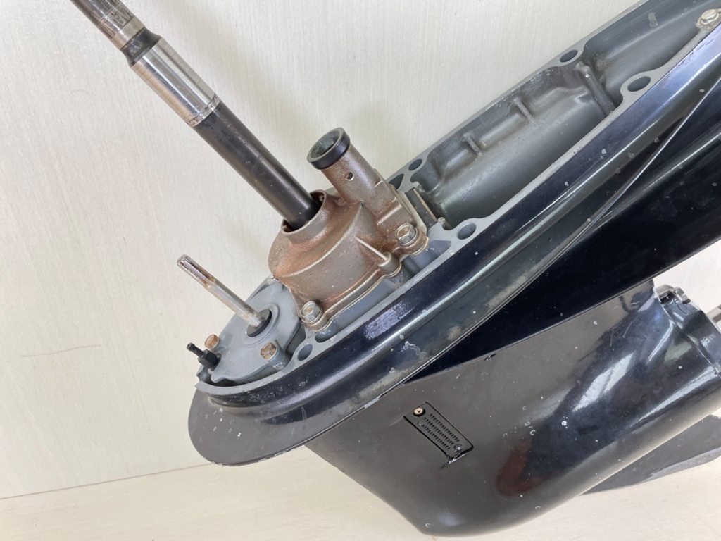 2002-2011 Suzuki DF 115 140 HP 4 Stroke 25" Lower Unit Gear Case Counter