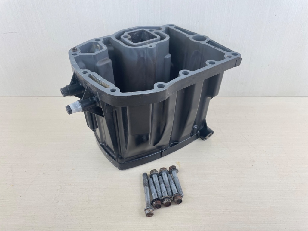 2005 Suzuki 140HP DF140 4 Stroke Outboard Oil Pan Assembly 11501-90J04-0EP