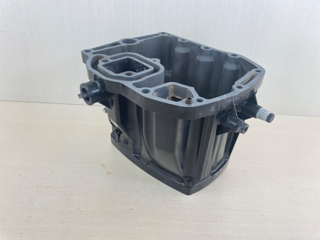 2005 Suzuki 140HP DF140 4 Stroke Outboard Oil Pan Assembly 11501-90J04-0EP