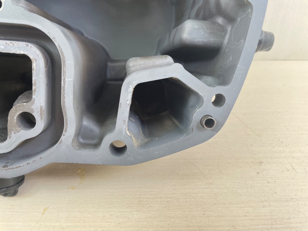 2005 Suzuki 140HP DF140 4 Stroke Outboard Oil Pan Assembly 11501-90J04-0EP