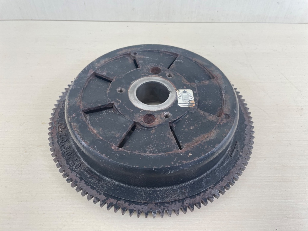 2005 Suzuki 140HP DF140 Outboard Flywheel Assembly 32102-92J10