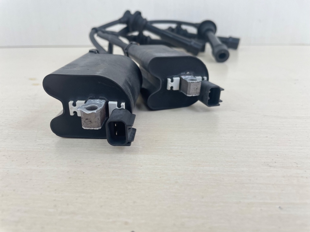 2005 Suzuki 140HP DF140 4 Stroke Outboard Ignition Coil Set With Plug Wires 