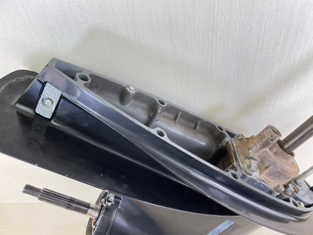 2002-2011 Suzuki DF 115 140 HP 4 Stroke Outboard 25" Lower Unit Gear Case RH