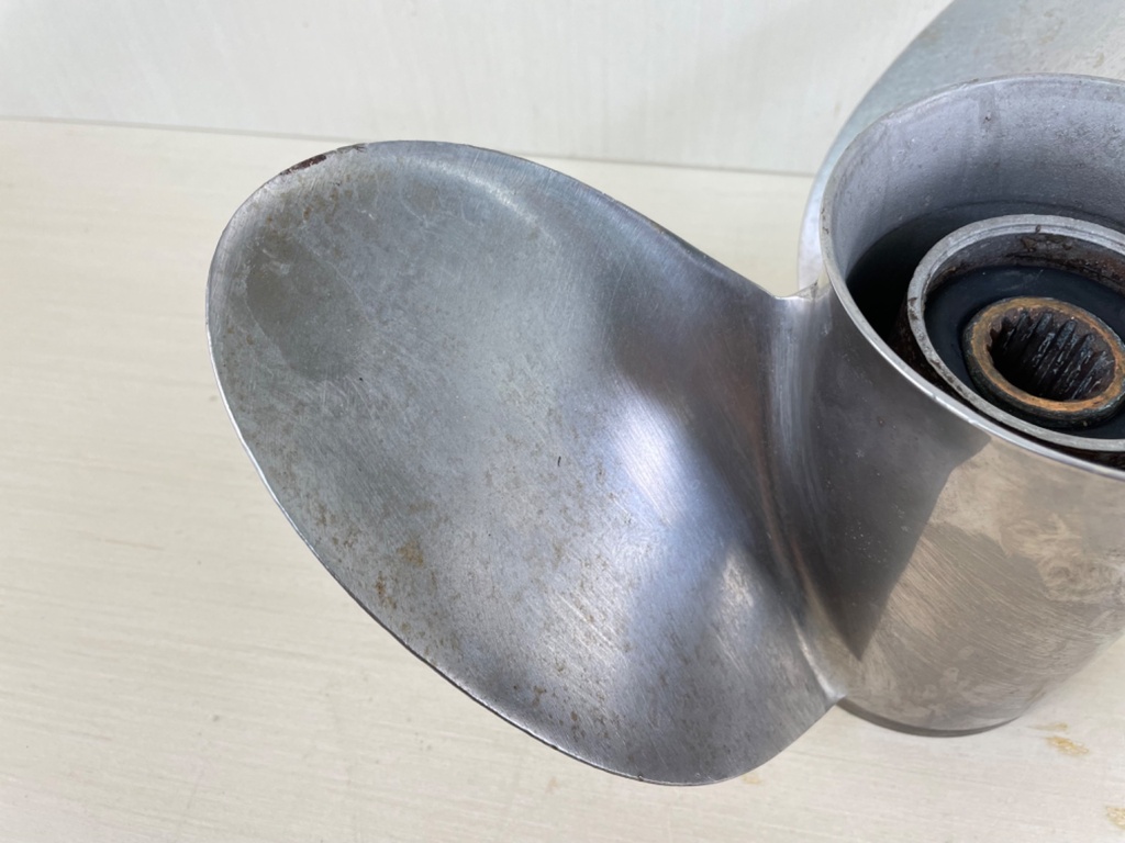 Suzuki Stainless Steel 3 Blade 14" x 20P Propeller Prop Pair Set