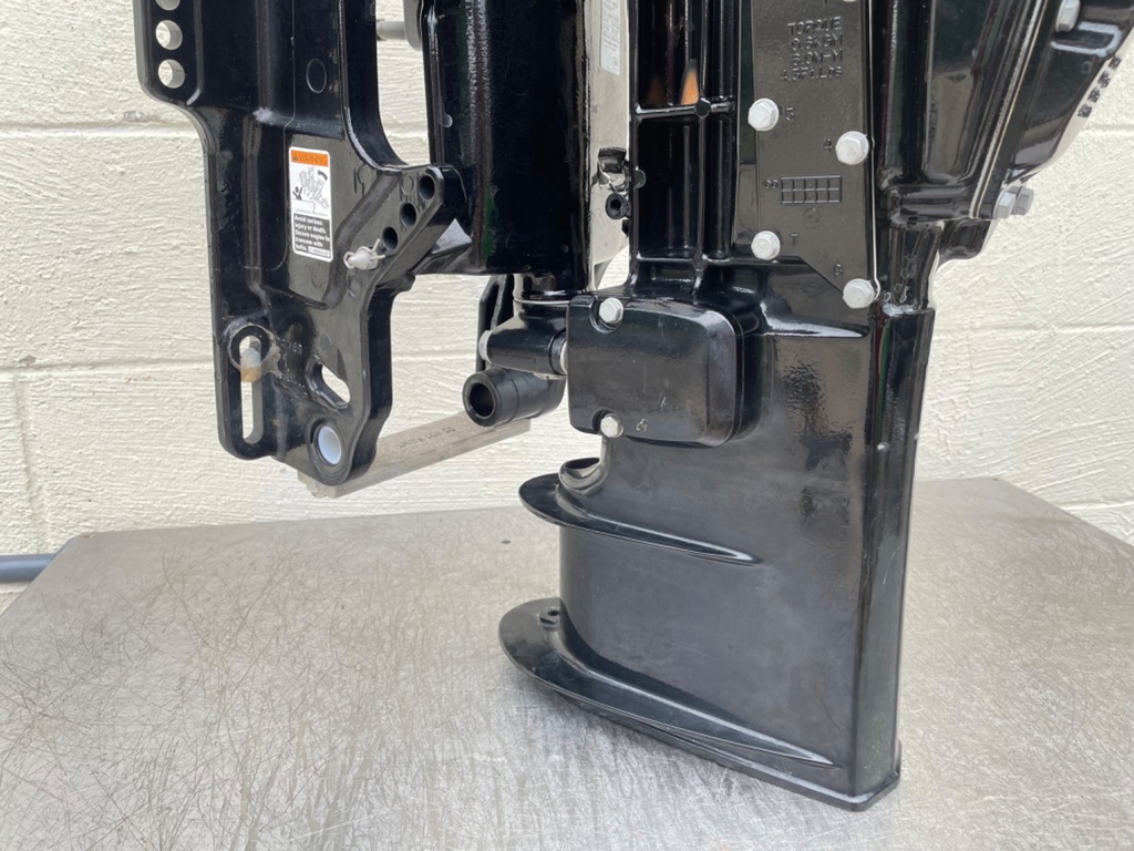 2009 Mercury 25HP 4 Stroke Outboard Long Mid-Section Swivel Bracket Steering Arm 