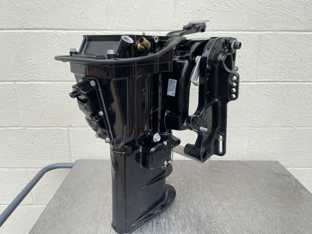 2009 Mercury 25HP 4 Stroke Outboard Long Mid-Section Swivel Bracket Steering Arm 