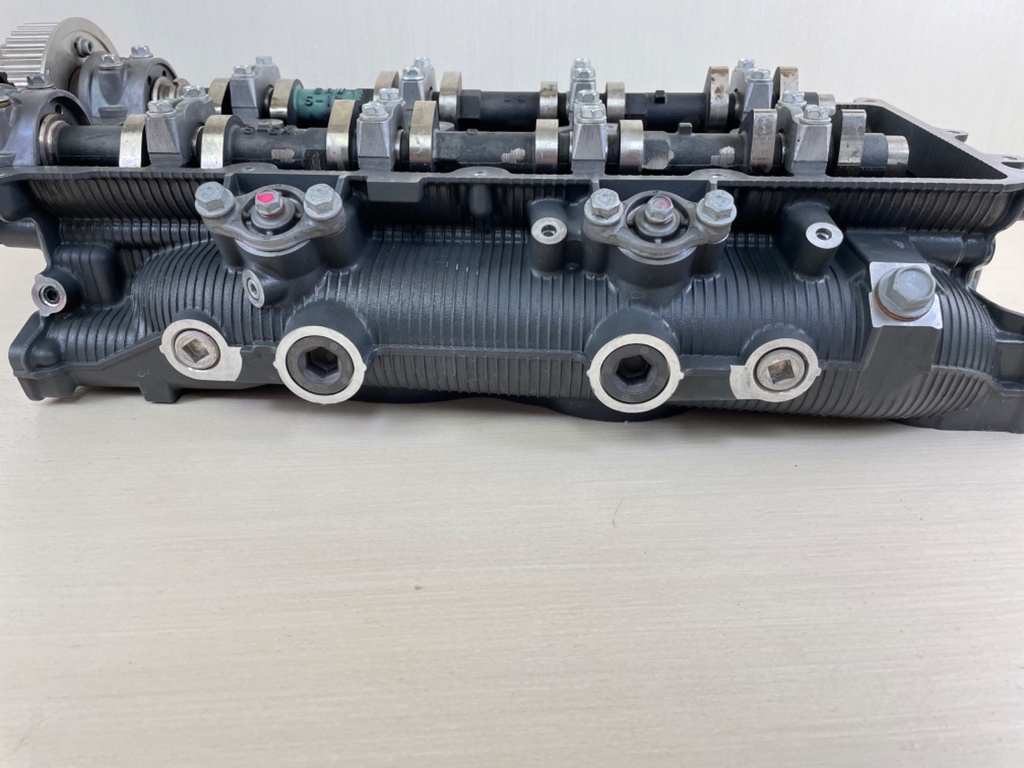 2012 + Yamaha F 350 HP Outboard Starboard Side Cylinder Head Assembly 6AW-W009C-01-9S