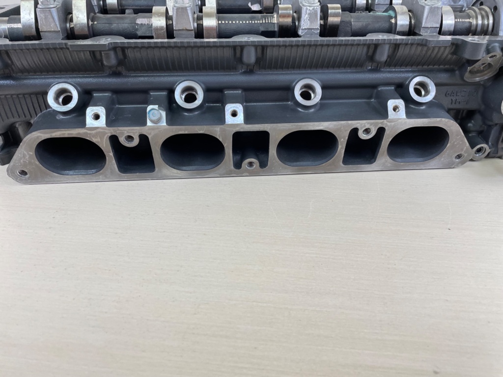 2012 + Yamaha F 350 HP Outboard Starboard Side Cylinder Head Assembly 6AW-W009C-01-9S