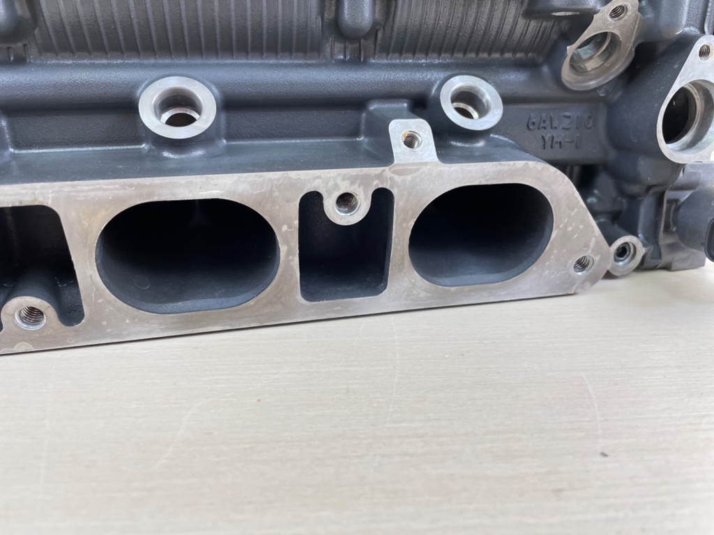 2012 + Yamaha F 350 HP Outboard Starboard Side Cylinder Head Assembly 6AW-W009C-01-9S