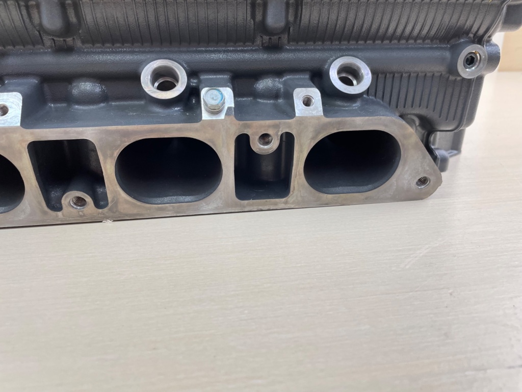 2012 + Yamaha F 350 HP Outboard Port Side Cylinder Head Assembly 6AW-W009A-01-9S