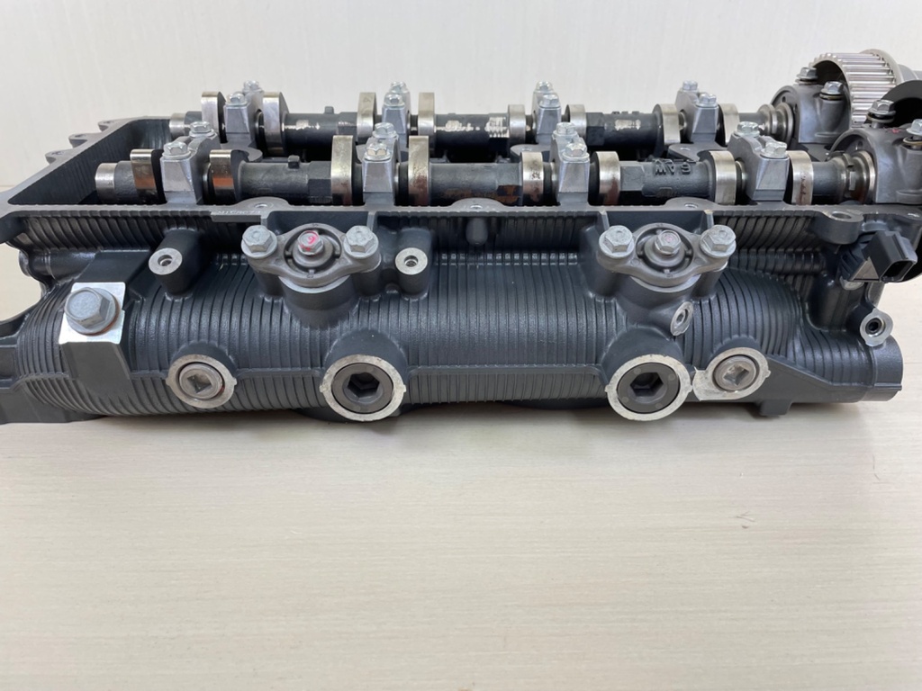 2012 + Yamaha F 350 HP Outboard Port Side Cylinder Head Assembly 6AW-W009A-01-9S