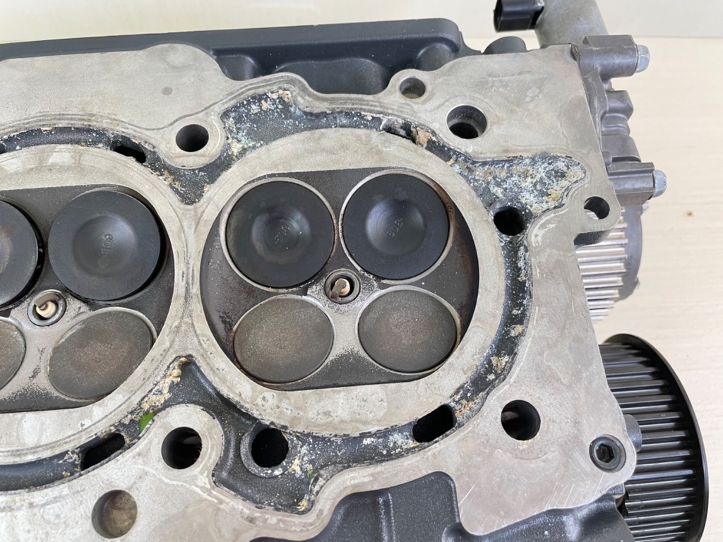 6AW-W009C-01-9S Yamaha F 350 HP Outboard Starboard Side Cylinder Head Assembly 2012+