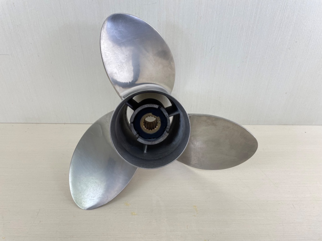 Saltwater Series XL Prop - 3 Blade 15.5 x 19 RH Stainless Steel
