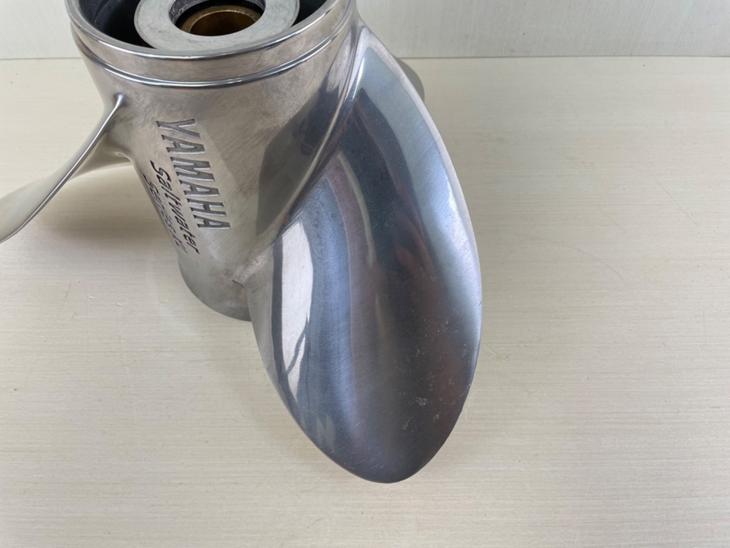 Saltwater Series XL Prop - 3 Blade 15.5 x 19 RH Stainless Steel
