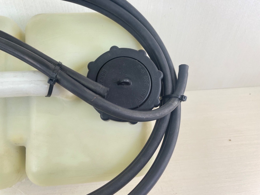 Mercury Marine Outboard Remote Oil Tank 3 Gallon 1257-8742A23 OEM