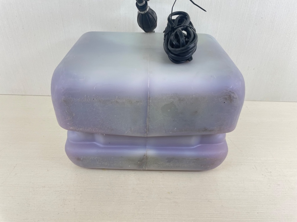 Johnson Evinrude 2 Stroke Outboard Remote Oil Supply Tank 1.8 Gallons 0176712