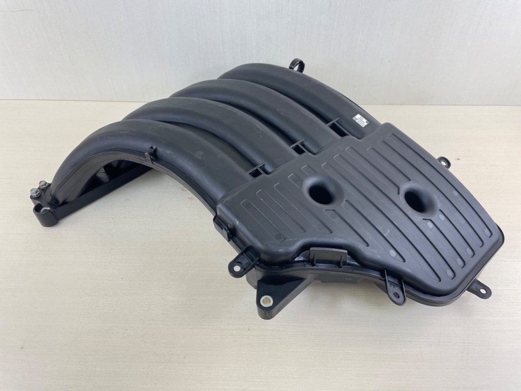 2015 Yamaha 200HP F200 4 Stroke Outboard Air Intake Manifold 6DA-13641-00-00