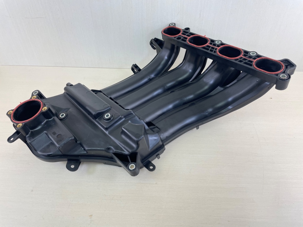 2015 Yamaha 200HP F200 4 Stroke Outboard Air Intake Manifold 6DA-13641-00-00