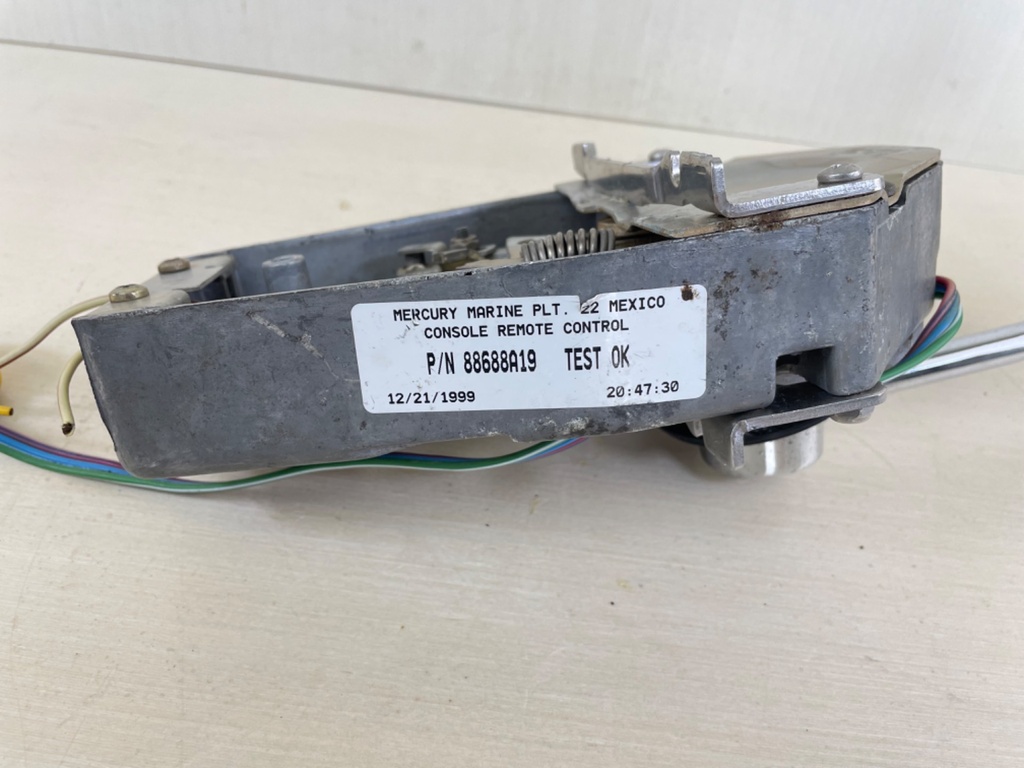 Mercury Marine Top Mount Binnacle Control Box - For Parts - 88688A19