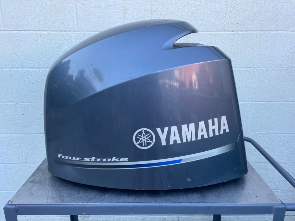 2012-2014 Yamaha F150 150HP 4 Stroke Outboard Top Cover Cowling Hood