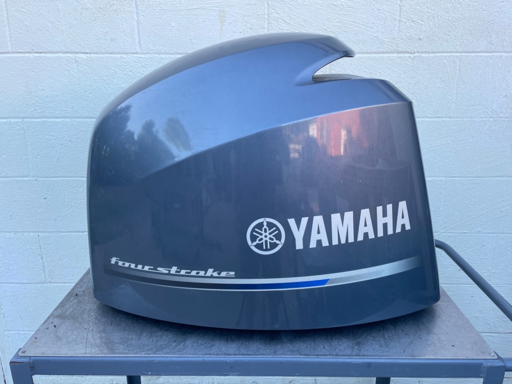 Yamaha F150 150HP 4 Stroke Outboard Top Cover Cowling Hood 2012-14