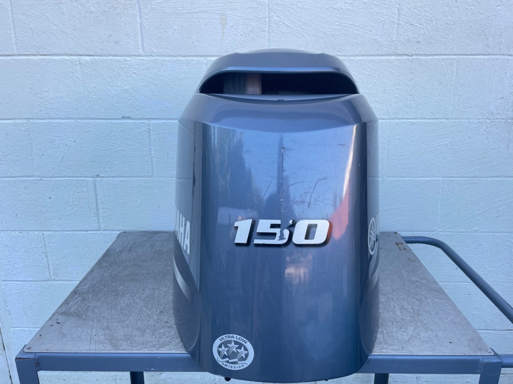 Yamaha F150 150HP 4 Stroke Outboard Top Cover Cowling Hood 2012-14