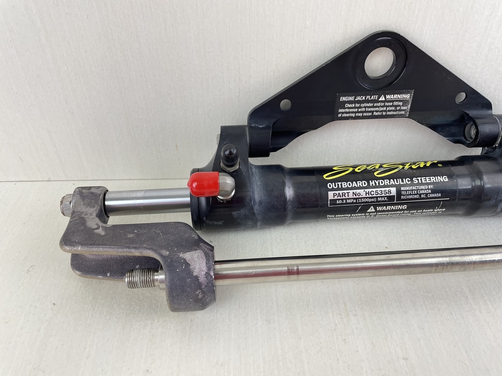 SeaStar Front Mount Outboard Hydraulic Steering Cylinder Ram HC5358