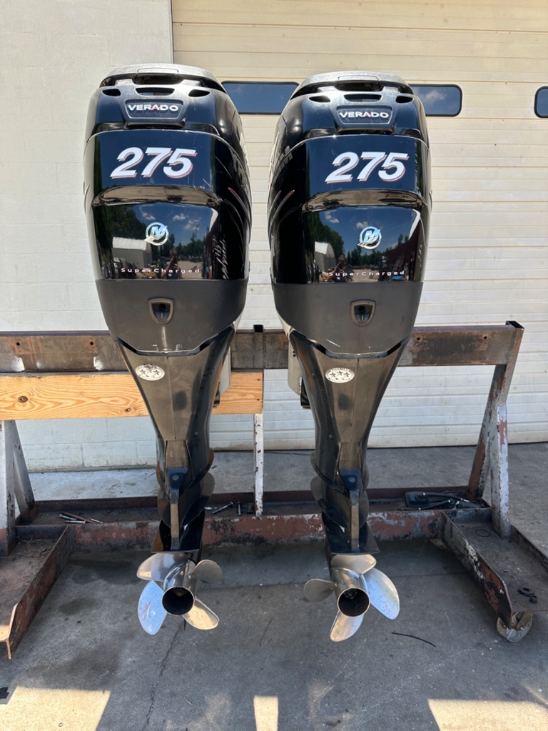 2006 Twin Mercury Verado 275HP Outboard Engines 30" - 902 Hours